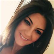 Tutor e Formatrice, offre lezioni per aiuto compiti agli studenti e alle studentesse delle scuole medie